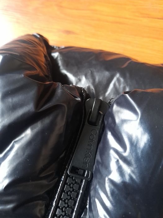 Calvin Klein performance мъжки елек L размер.