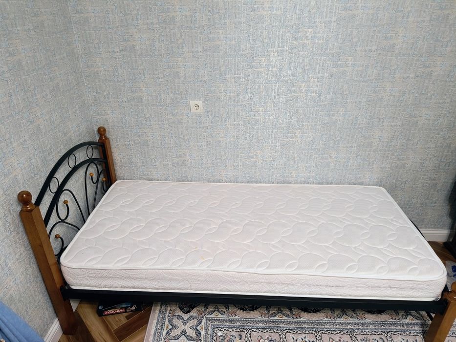 Кровать, удобный
