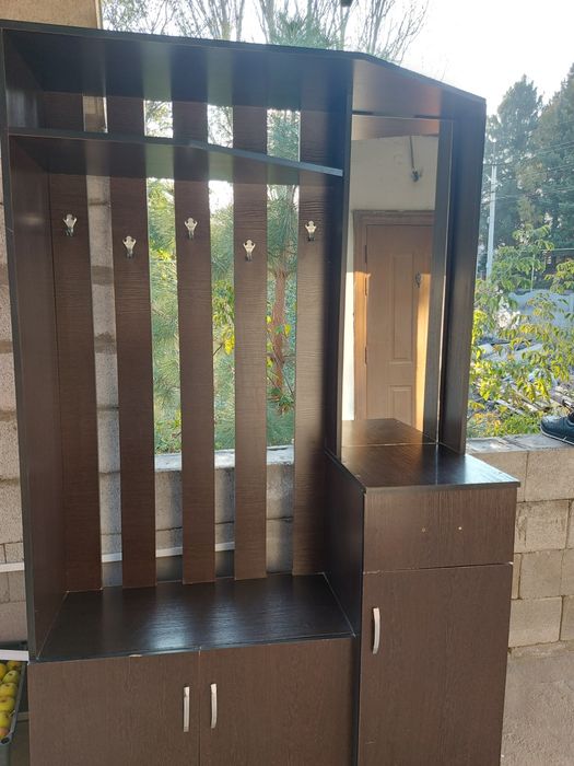 Продам шкаф прихожку