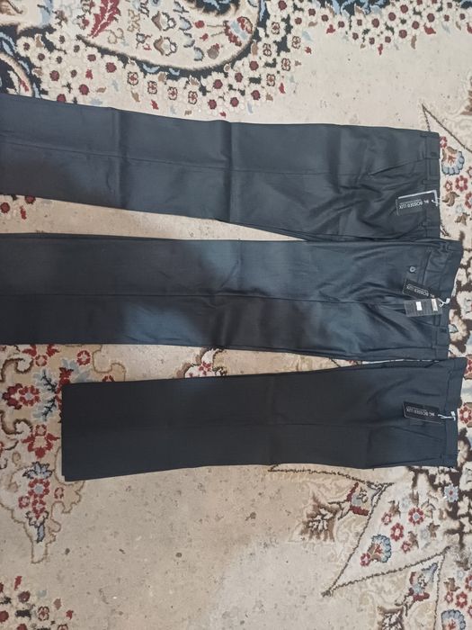 Продам 3 пары брюки новые