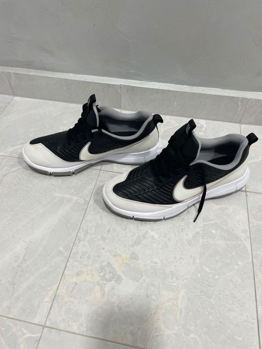 Маратонки Найк . N42