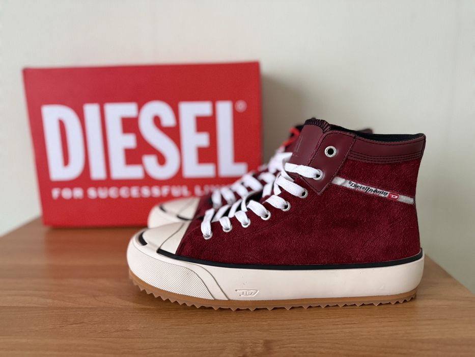 НОВИ- Diesel,ест.велур!Прекрасен модел!