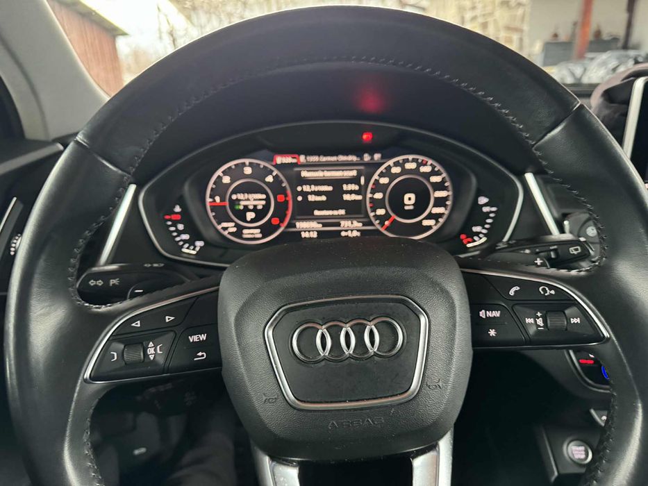Vand Audi Q5, an 2019
