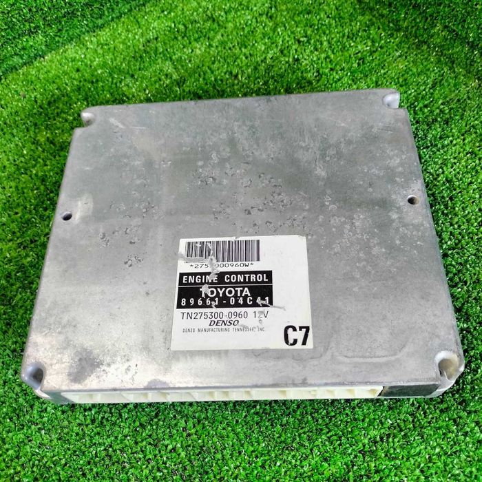 Продам Компьютер двигателя ЭБУ Toyota Tacoma номер 89661 / / 04С41