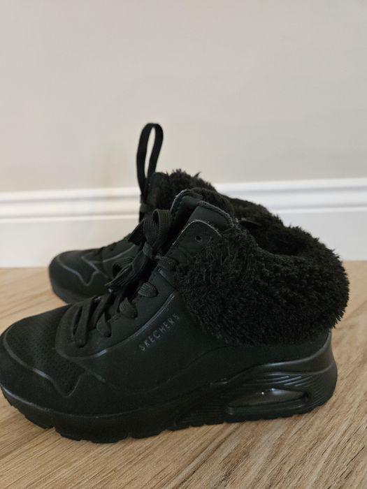 Sketchers маратонки