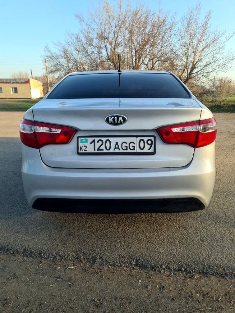 Kia Rio в отличном состоянии