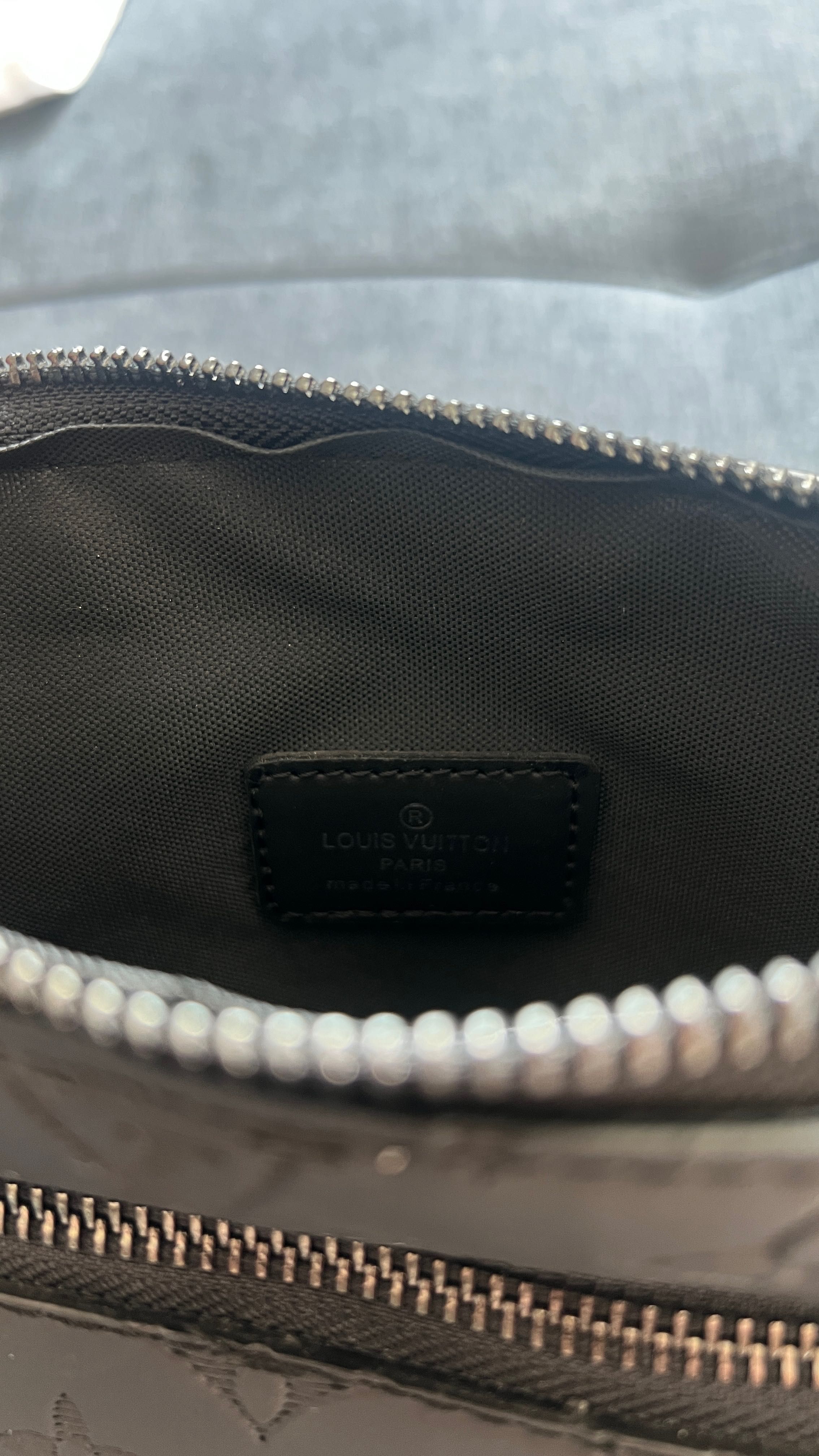 Luis Vuitton чанта