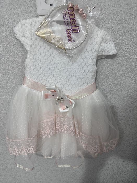 Продам платье на годик