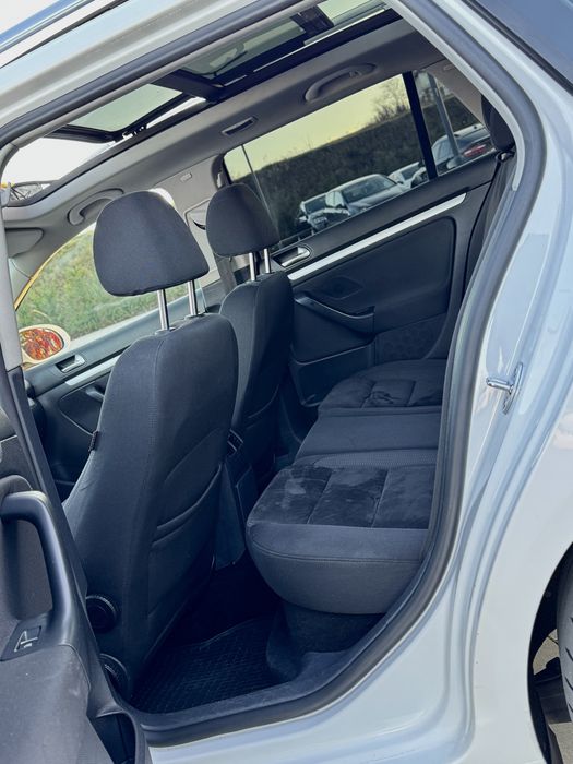 Golf 6 Highline 2011 2.0 TDI 140 CP Euro 5 - Panoramic -Full