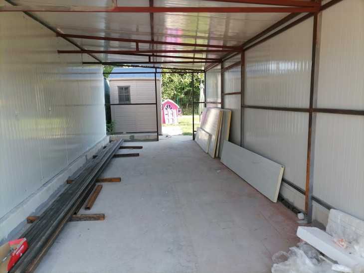 Casa, Garaje Auto, Containere din structura metalica si panou sandwich
