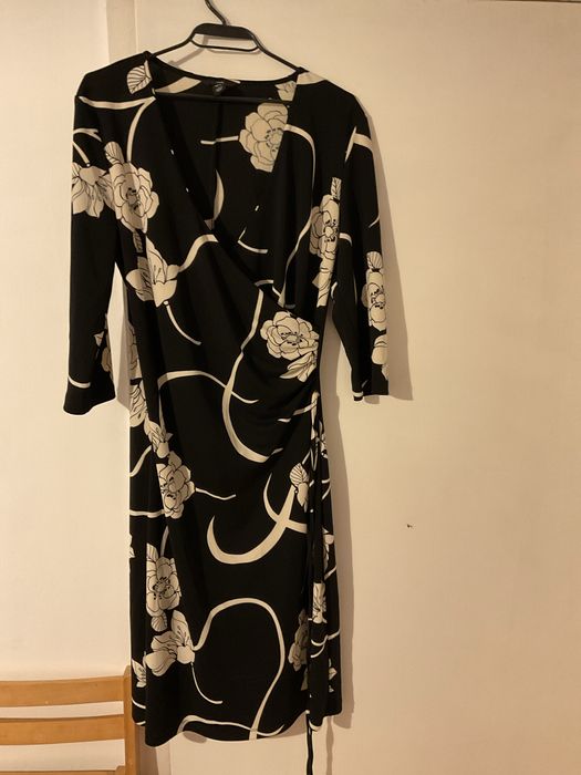 Рокля р. 42, H & M
