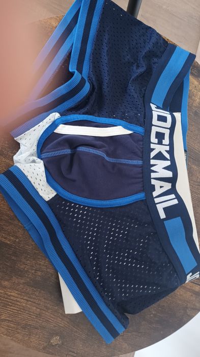 Vând boxeri /sorturi de plaja  pt bărbati