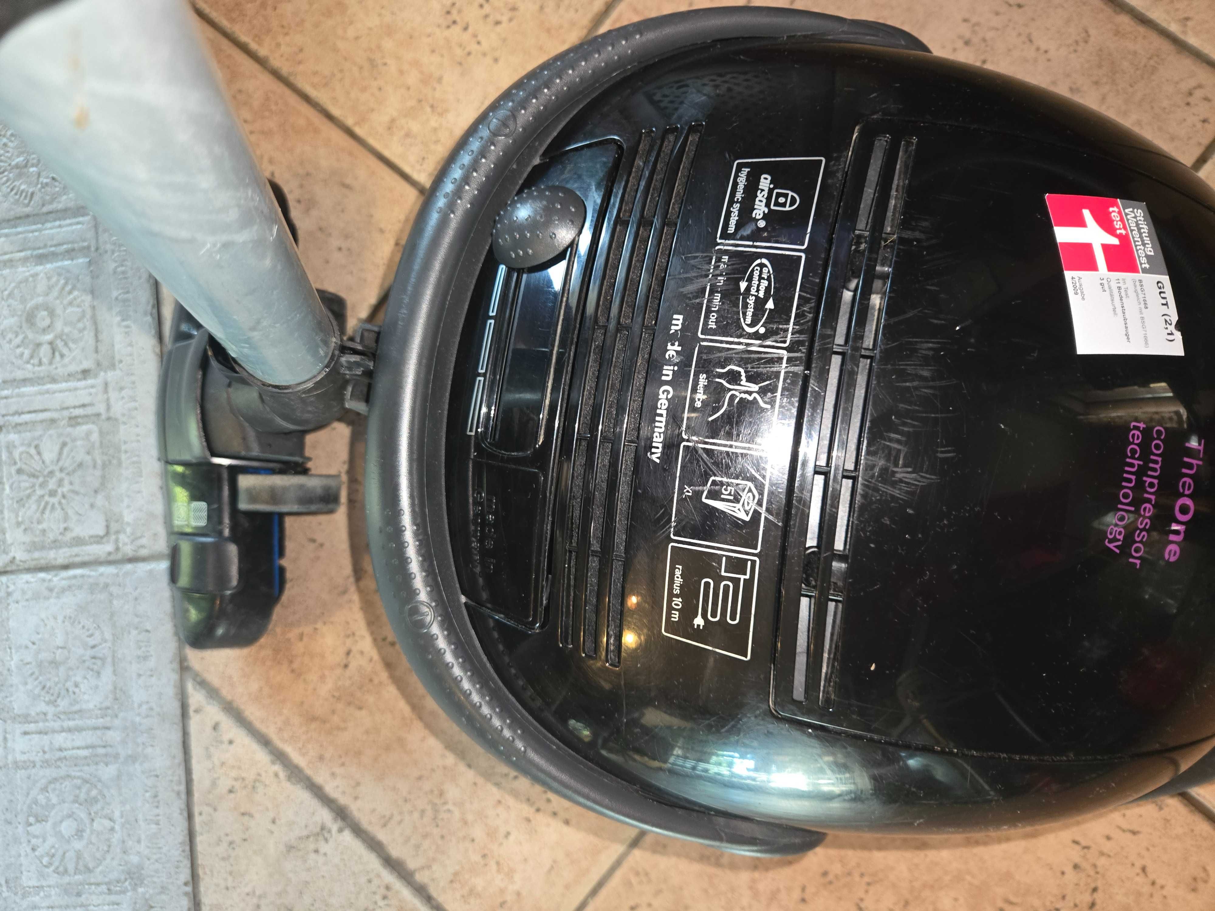 Прахосмукачка Bosch the One compressor technology 1600w
