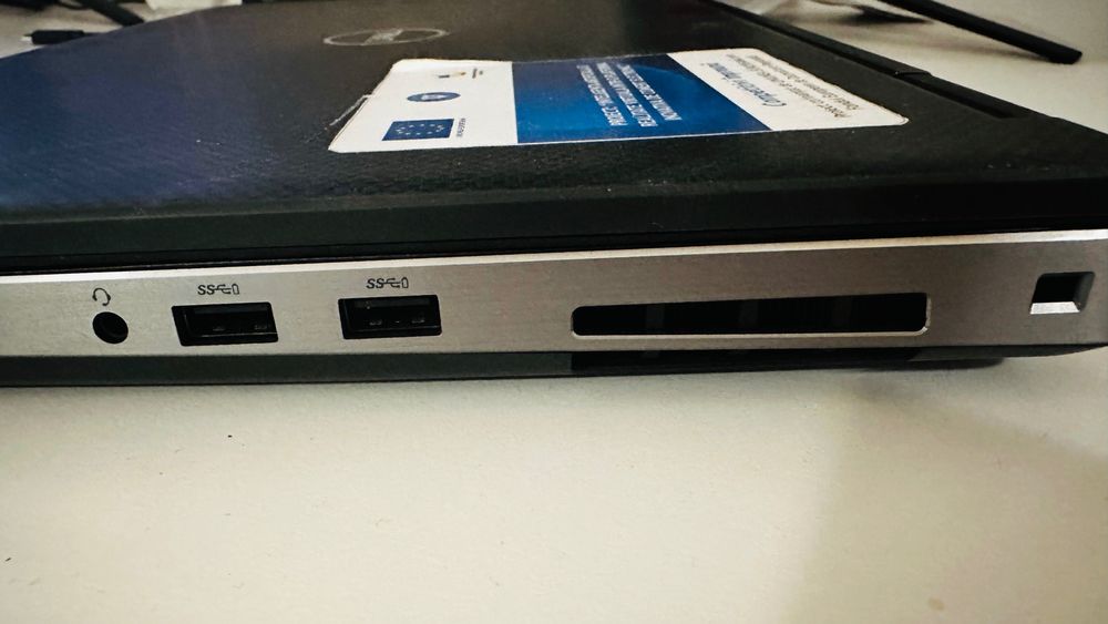 10 Laptop Dell 7540 si 22 monitoare Asus XG27UQ - vanzare si la bucata