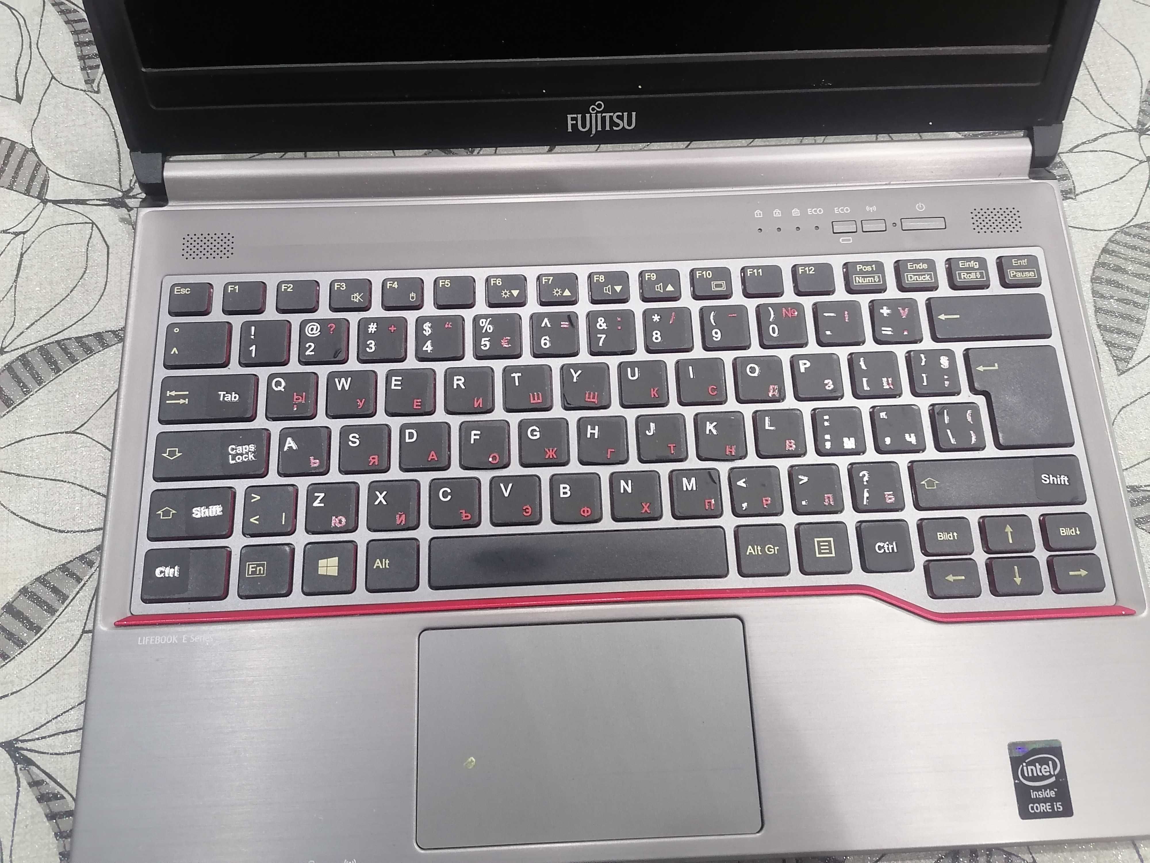 FUJITSU LIFEBOOK   14 "   E734     Intel Core I5