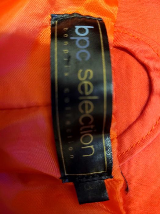 Дамско сако в червен цвят