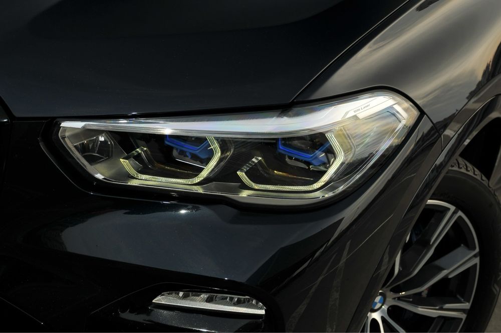 BMW X5 /M Pack/ 2020 / 3.0D /Panorama/Laser/H&K/Swarowski
