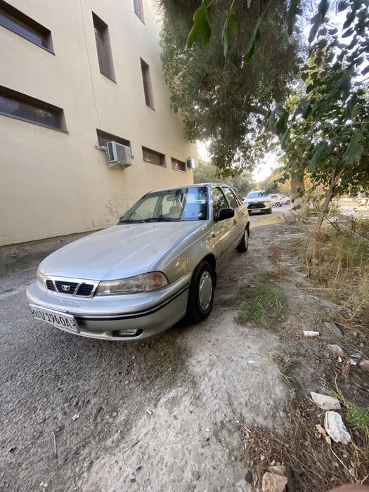 Nexi 1 srochno arzon sotiladi 1 qo’l moshincha