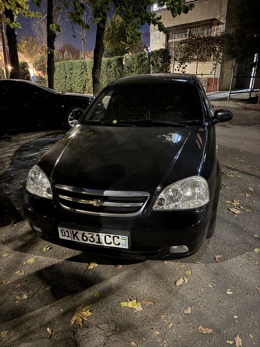 Ласетти 1.8 сотилади!