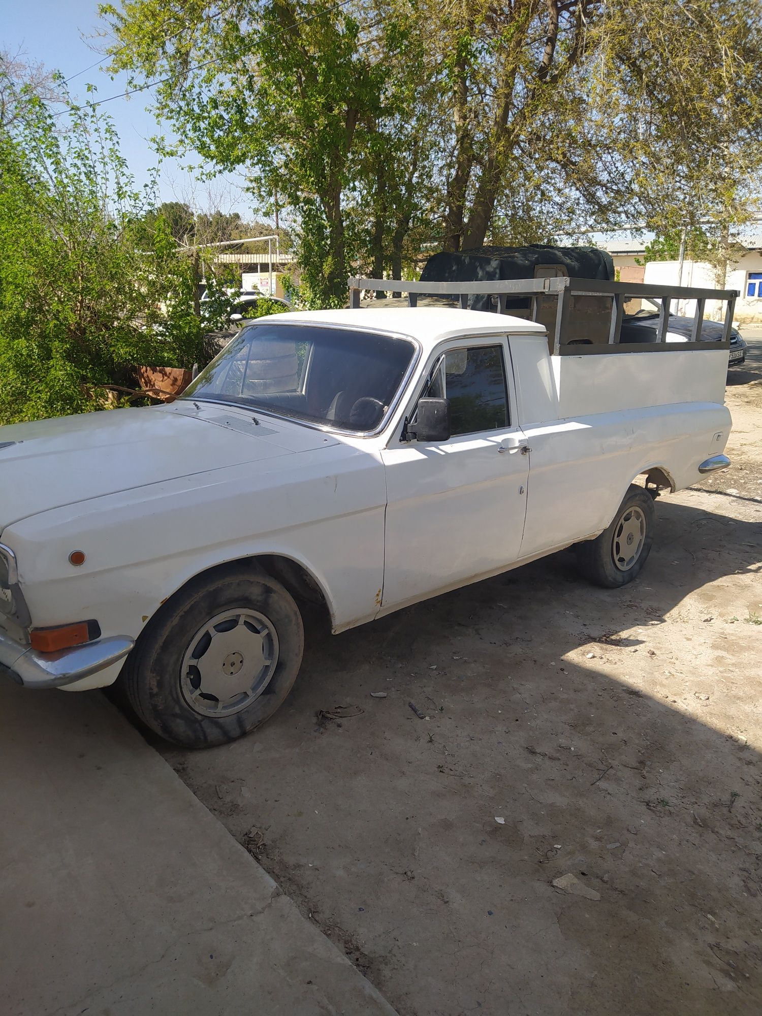 Volga 2401 pikap sotiladi