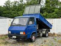 Nissan Trade Basculabil Pe 3 Parti