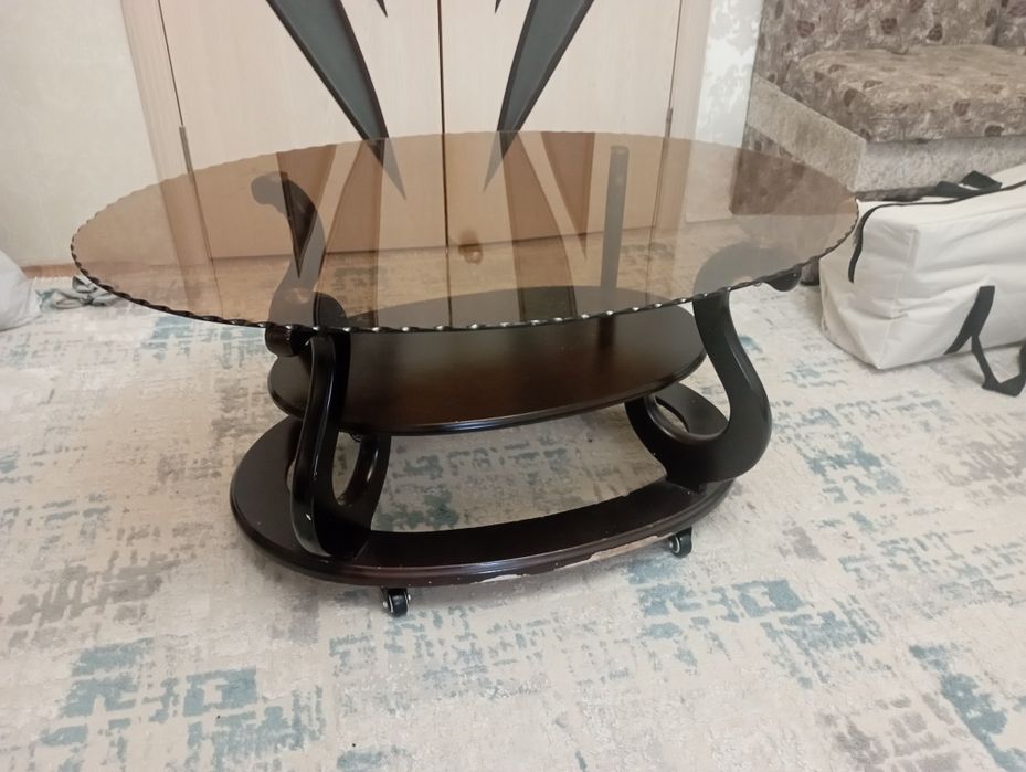 Отдам столик бесплатно!