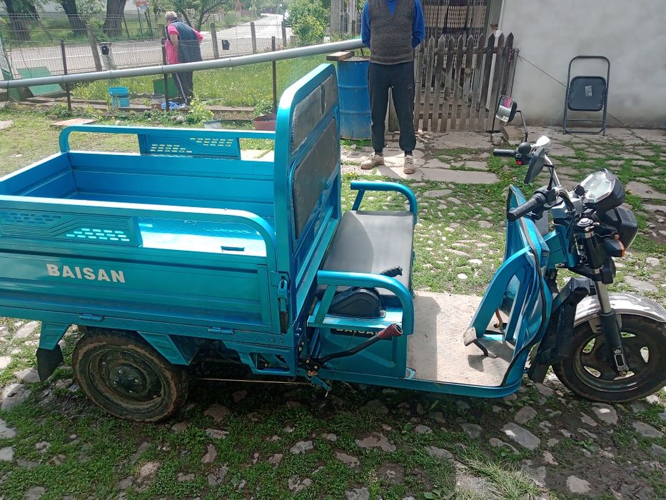 Vând triciclu electric BAISAN