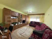 Apartament de vanzare cu 2 camere, etaj intermediar - zona Tolstoi