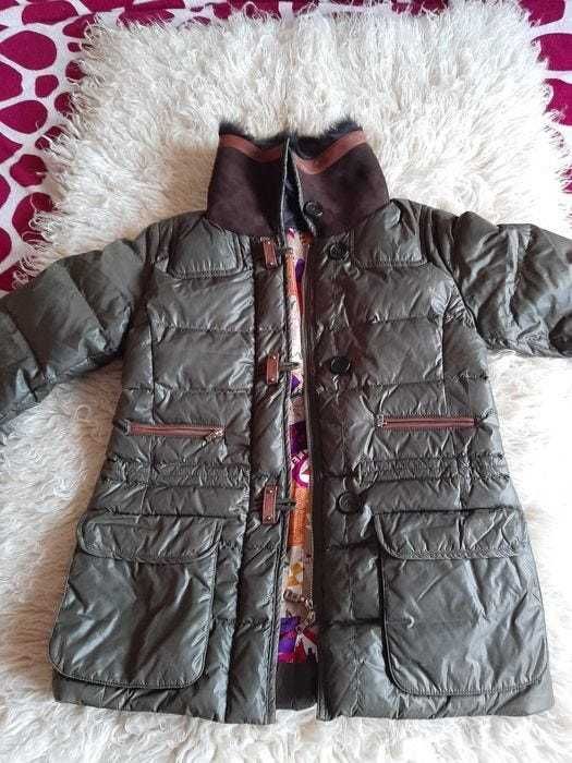 Geaca Bogner cu umplutura de puf si piele  de miel in stare f buna