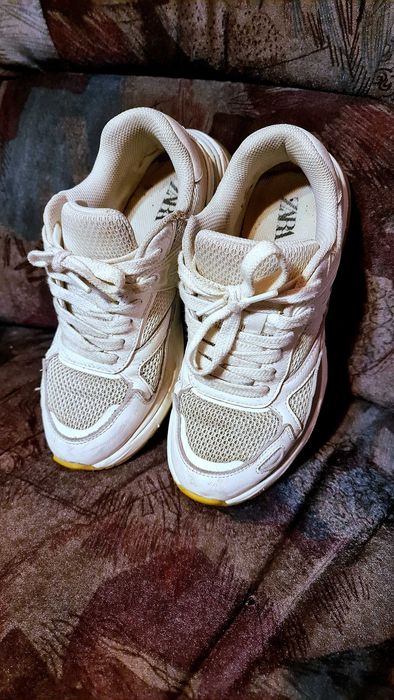 Pantofi Sport albi Unisex | Zara -  38