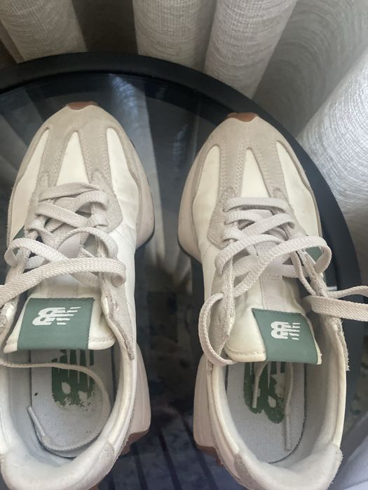 Кожени маратонки New Balance 327 бяло и зелено