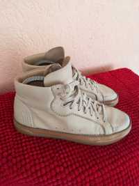 Ghete Clarks piele nr 40 unisex