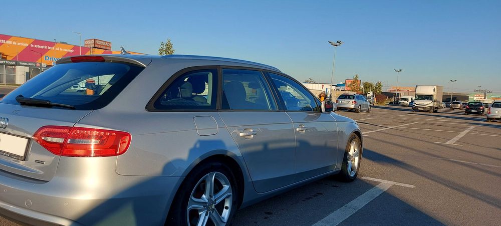 Audi A4 Avant 2.0 TDI quattro S-Tronic | 177 CP | Dotări Premium