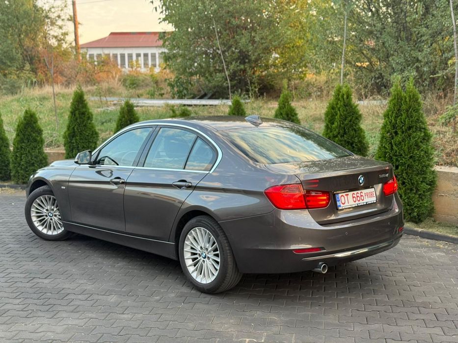 Proprietar Bmw seria 3 06/2014 Km 189.000 model Luxury impecabil