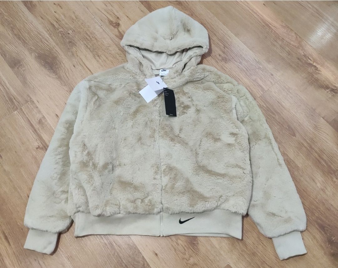 Geaca damă Nike mărimea XL