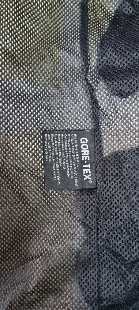 Salewa gore-tex яке размер М / L за туризъм, трекинг