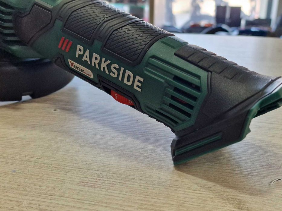 Акумулаторен Ъглошлайф Parkside PWSA 20-Li D4 + зарядно и батерия