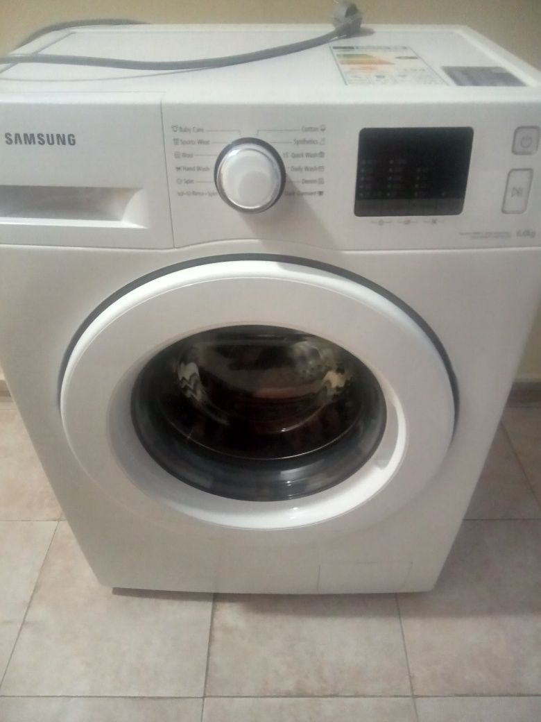Пералня Samsung WF 60 F