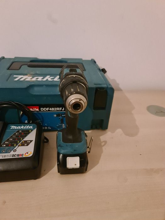 AutoFiletanta Makita DDF482 setul complet
