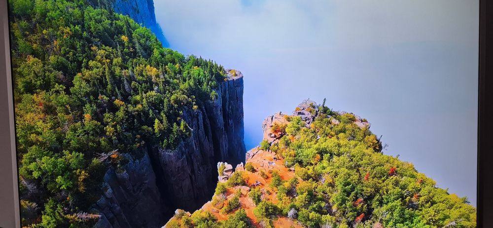 Televizor Samsung LED 4K Curbat 123 cm