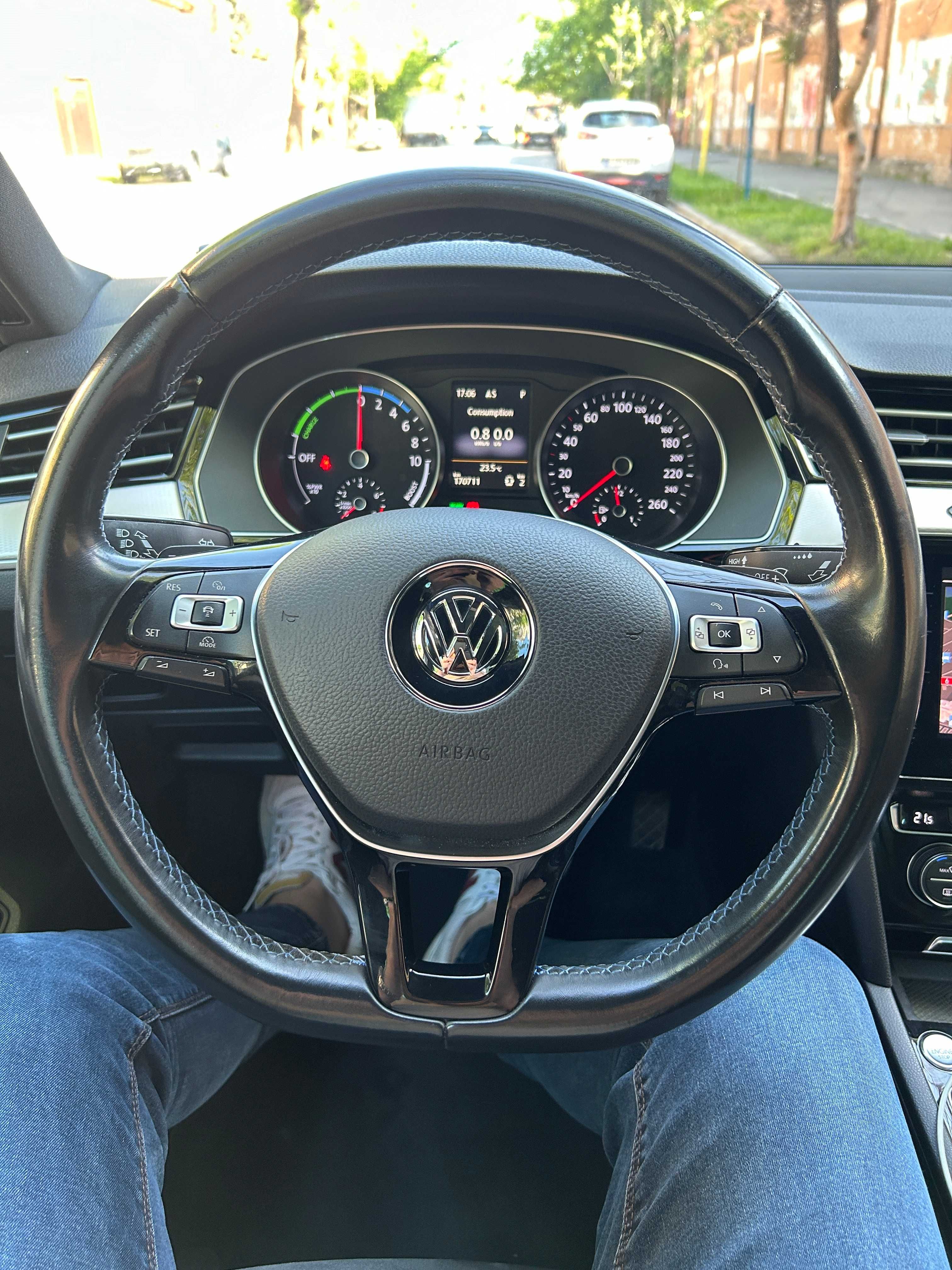 Volkswagen Passat GTE 2016 210 cp  Trapa Ambientale Navi touch