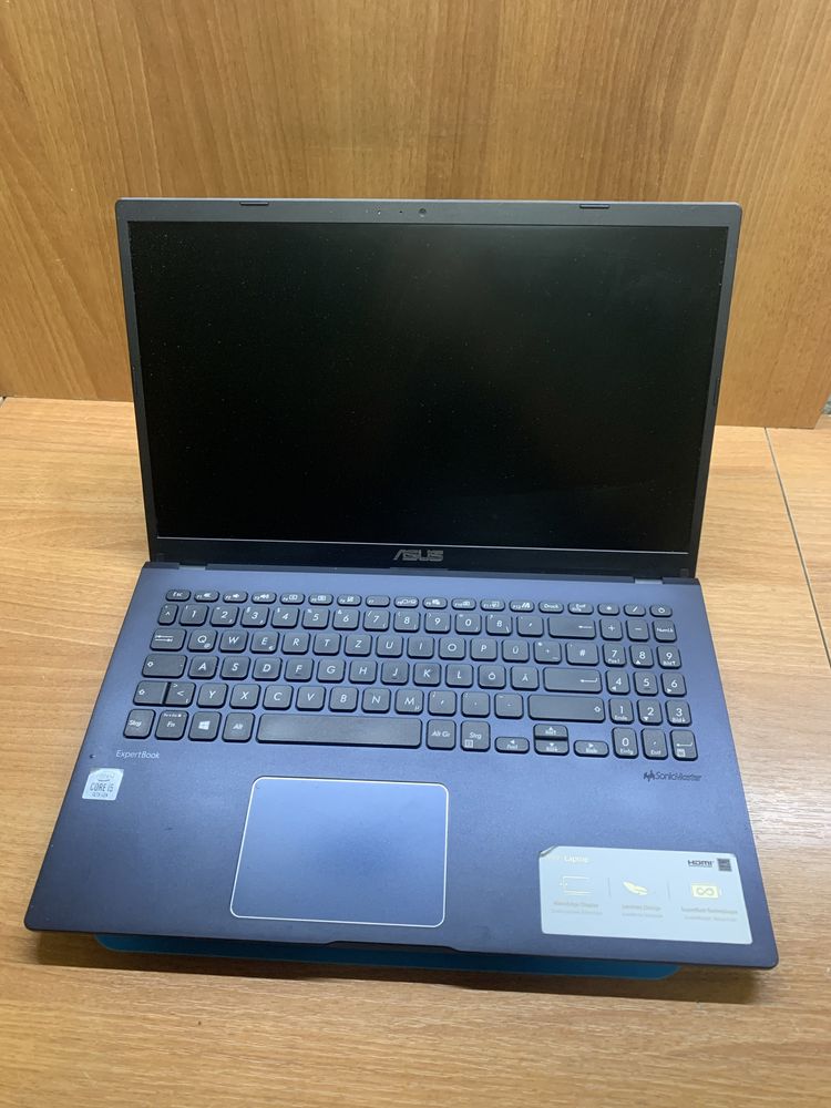 Laprop Asus Expertbook  i5-10th gen ,8gb ddr4,intel uhd ssd 256 nvme