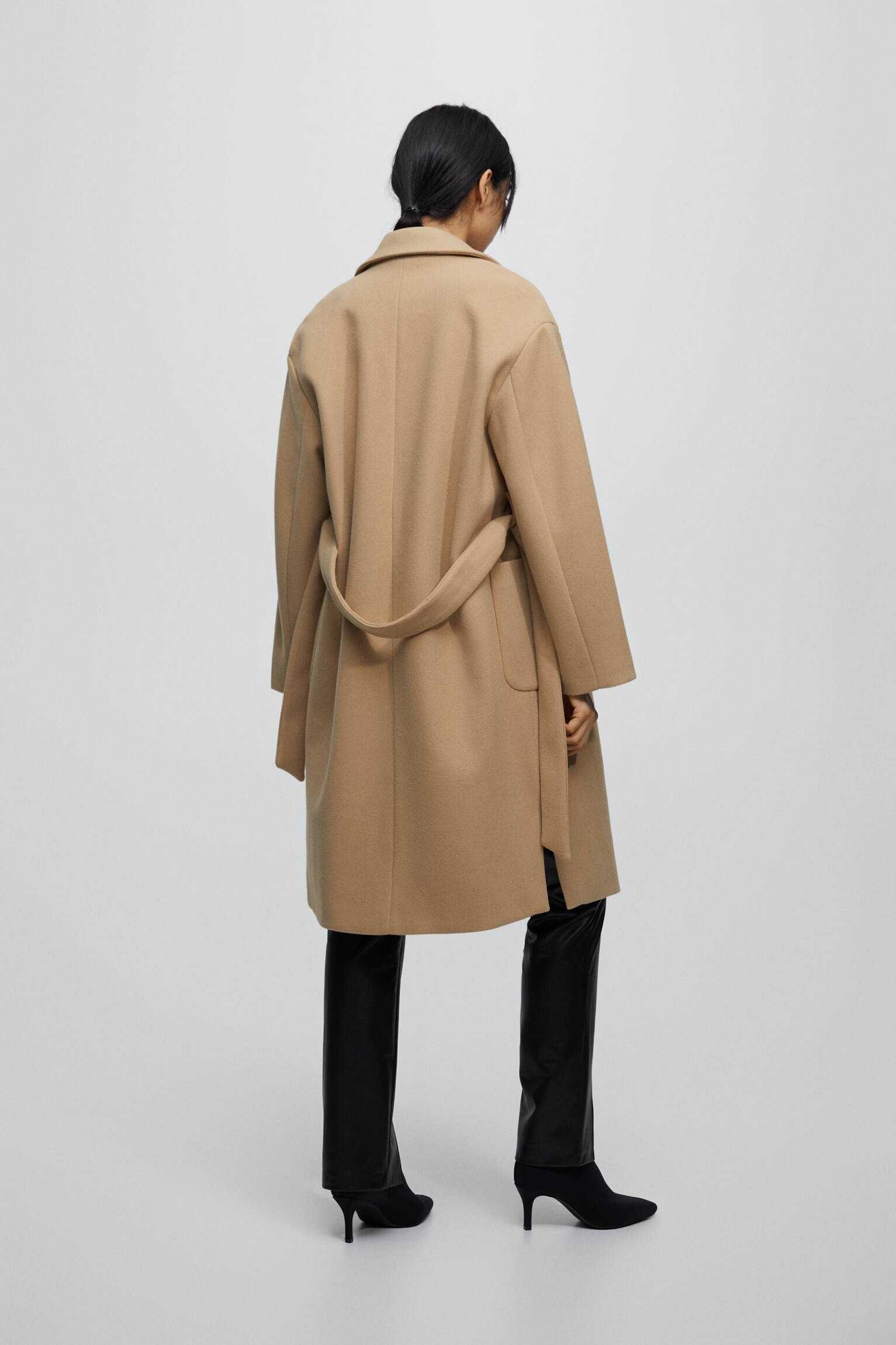 /последно намаление/ Дамско палто Pull&Bear, размер L, ново с етикет