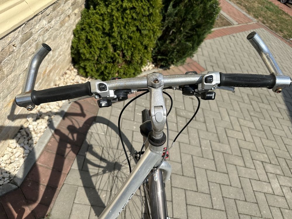 Bicicletă de dame 28” CARVER