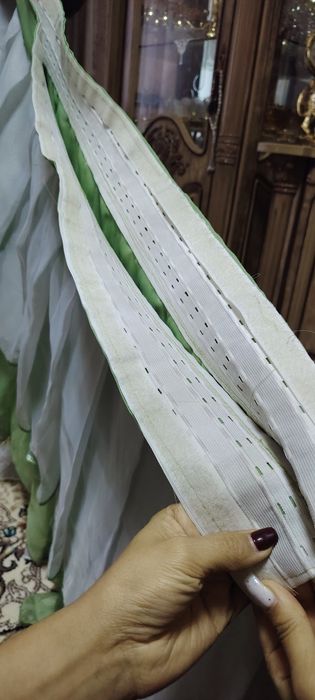 Продаю тюль/шторы.

Размеры:
— Длина: 10 метров
— Высота: 3 метра
— Ши