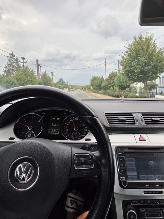 Volkswagen Passat CC 2.0 TDI 140 CP