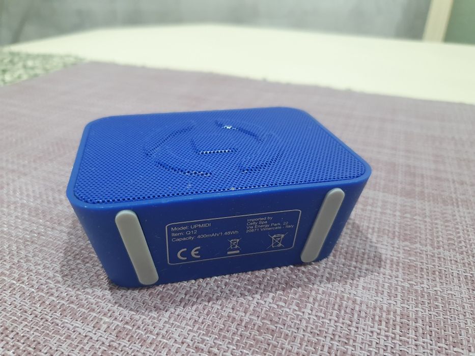 Boxă Bluetooth UPMIDI albastra