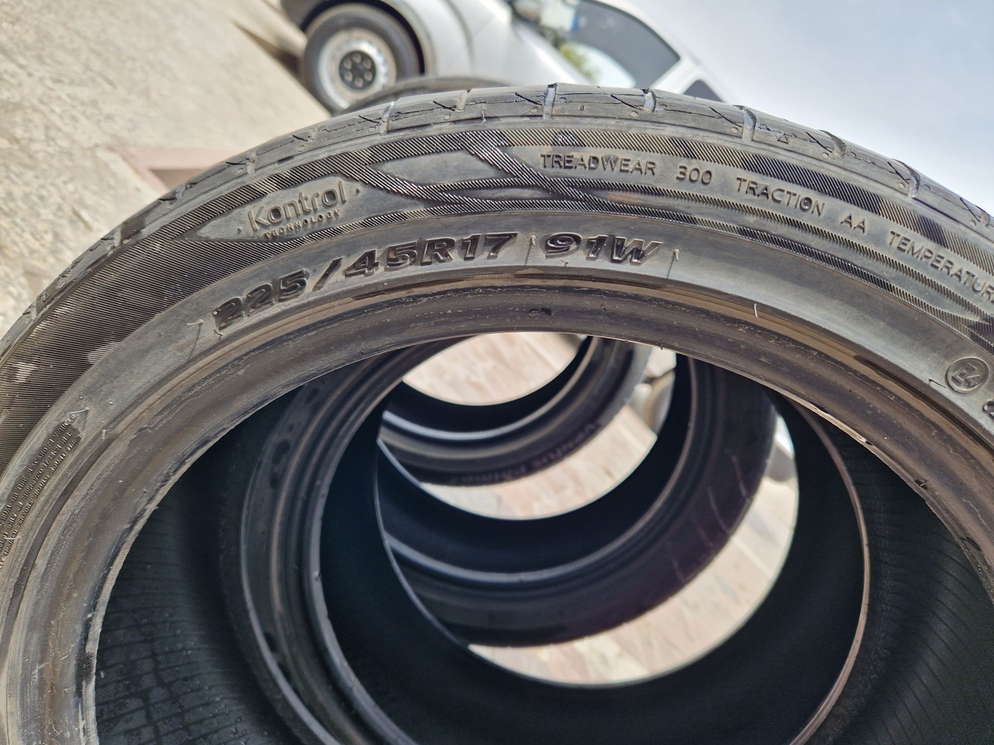 Шины Hankook 225/45R17/91W