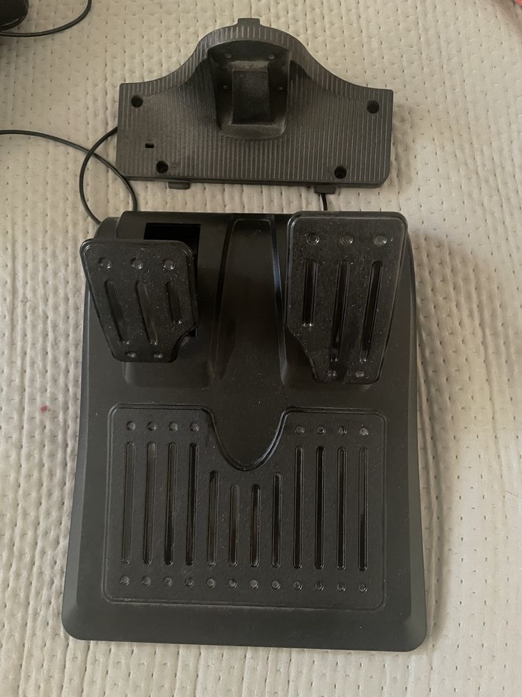 Продам игровой руль