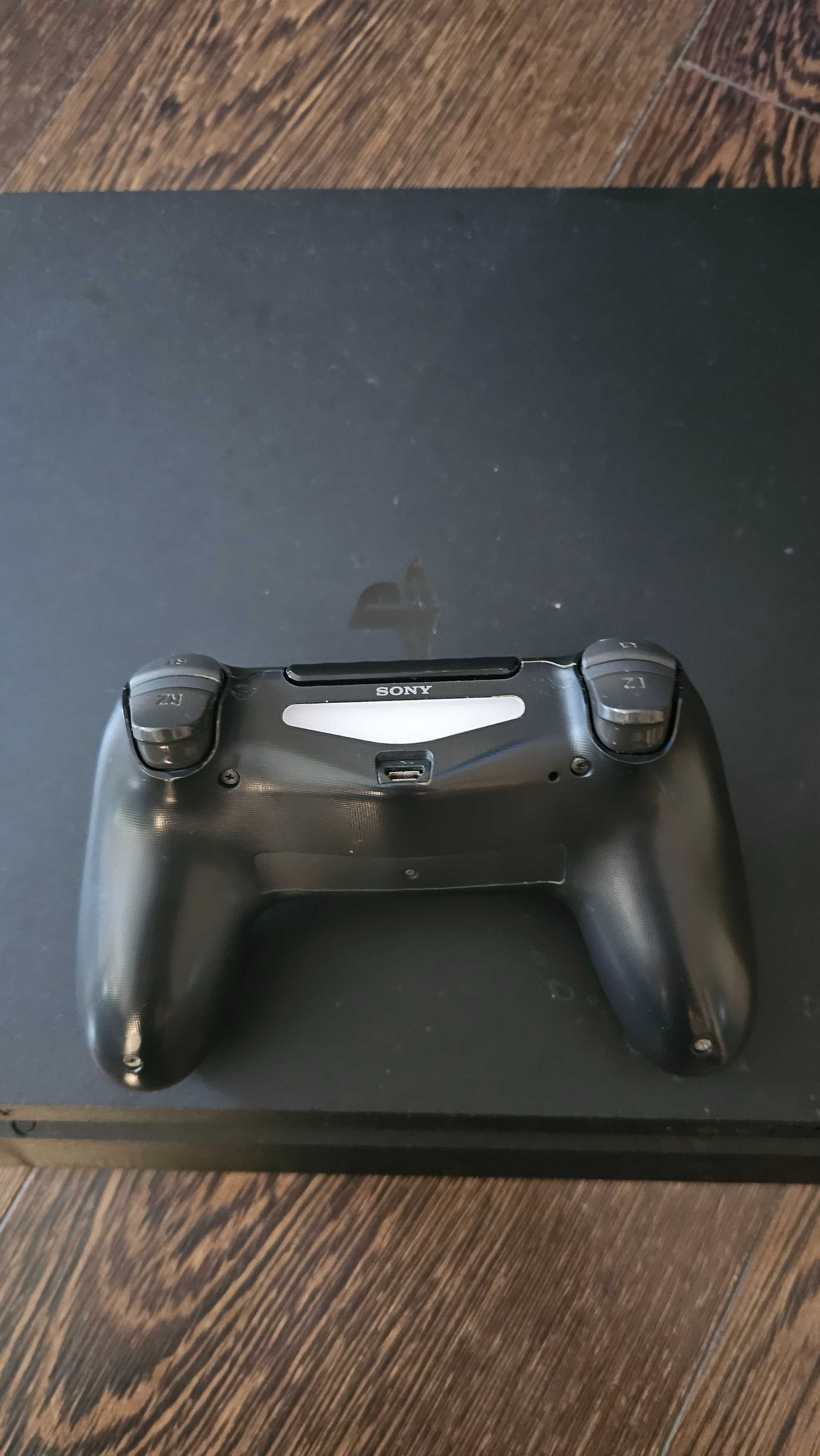 Playstation 4 + игри